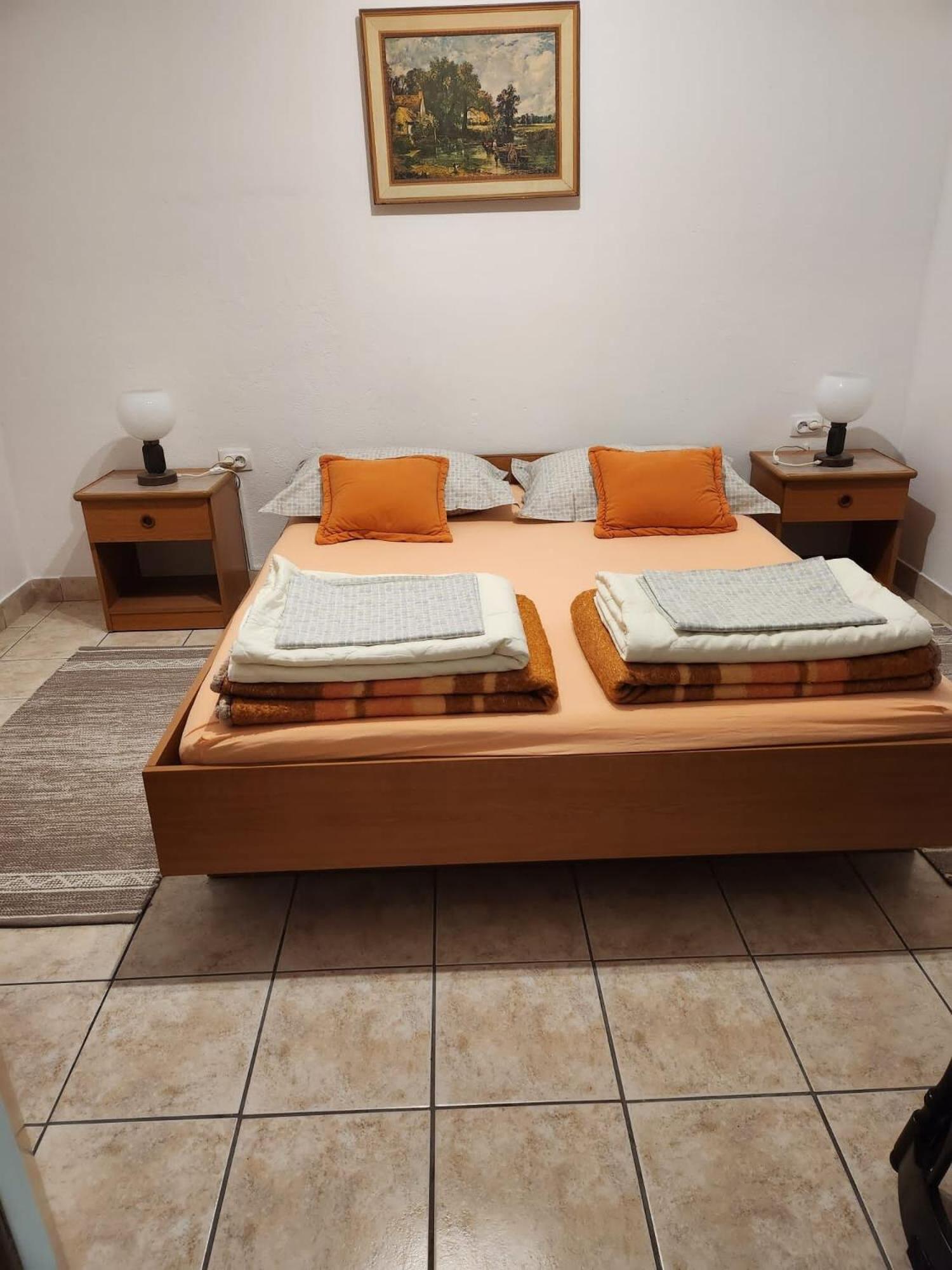 Apartments Pavlina Стариград-Пакленица Екстериор снимка