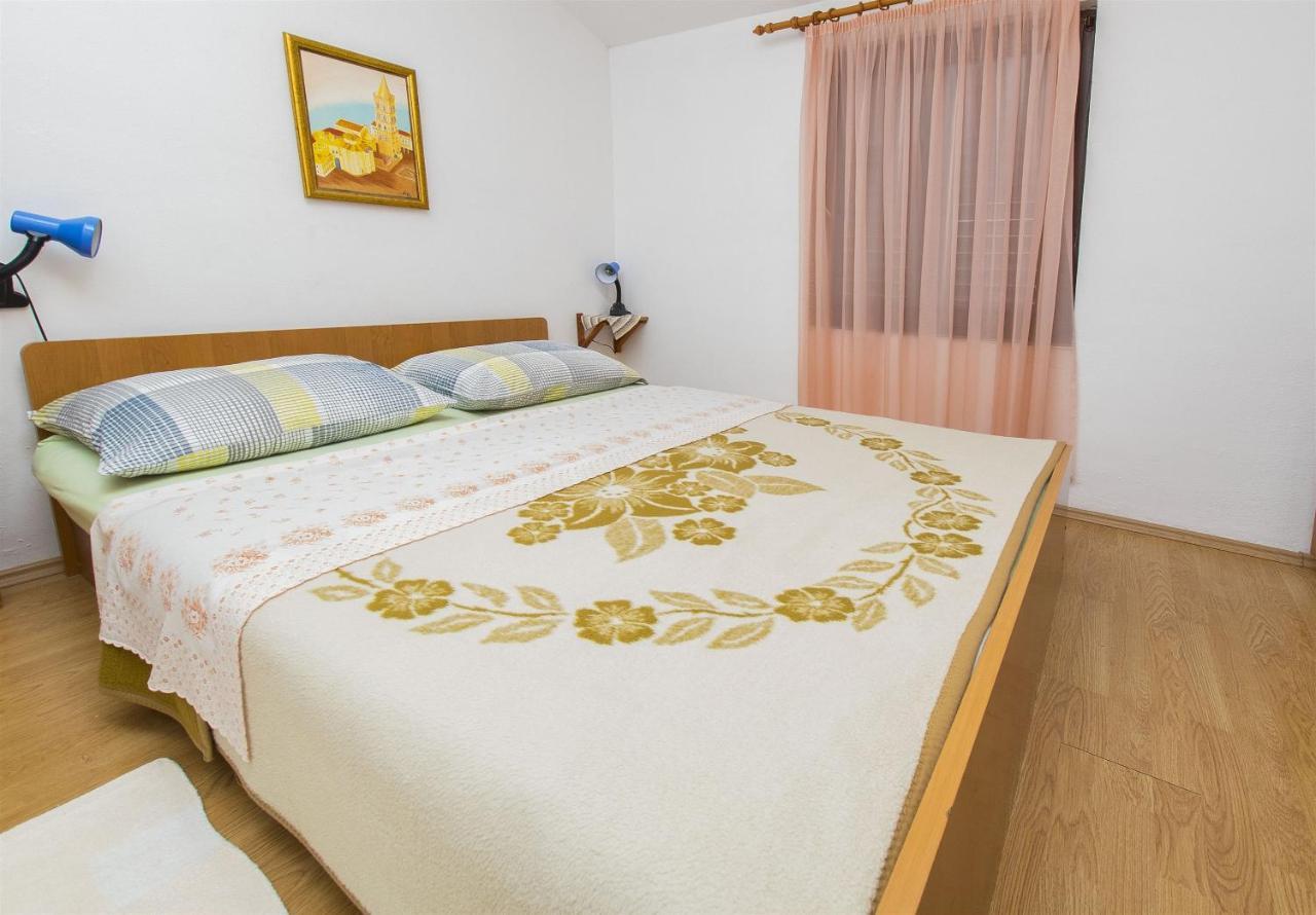 Apartments Pavlina Стариград-Пакленица Екстериор снимка