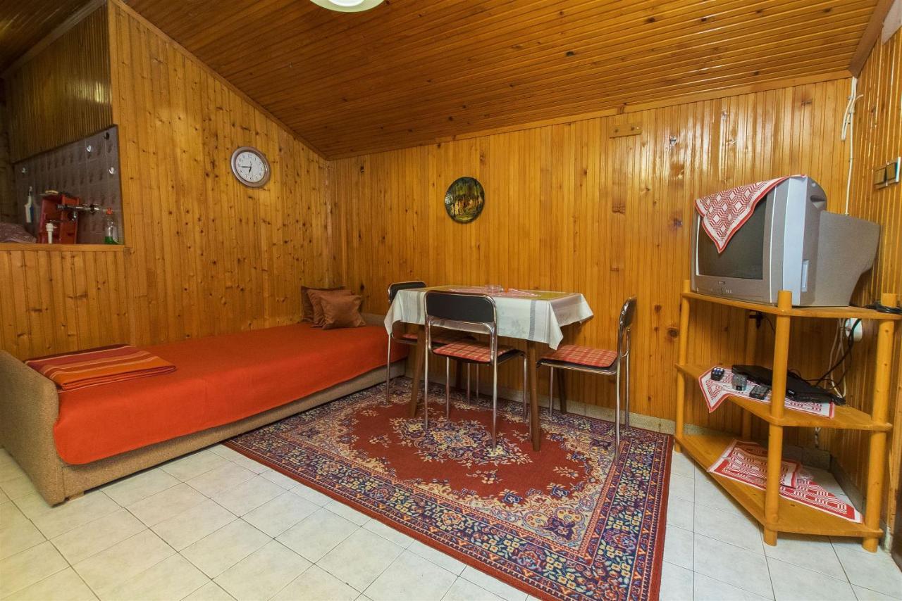 Apartments Pavlina Стариград-Пакленица Екстериор снимка